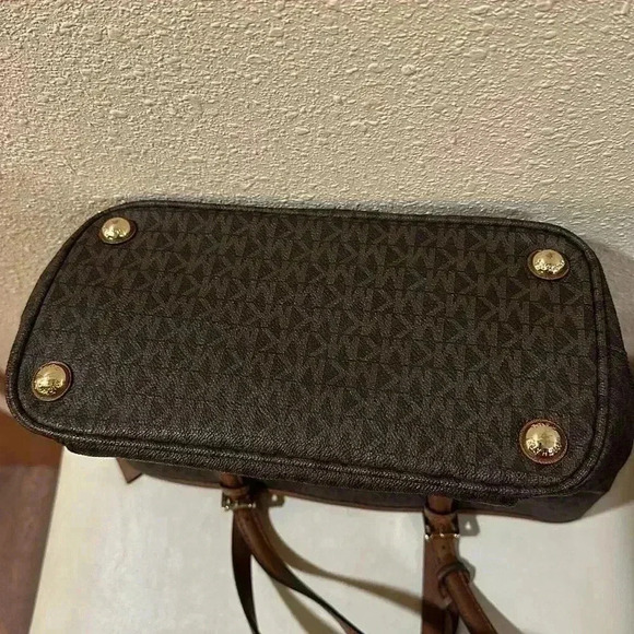 Michael Kors Logo tote bag - Picture 11 of 12